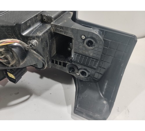 Фонарь (задний левый)