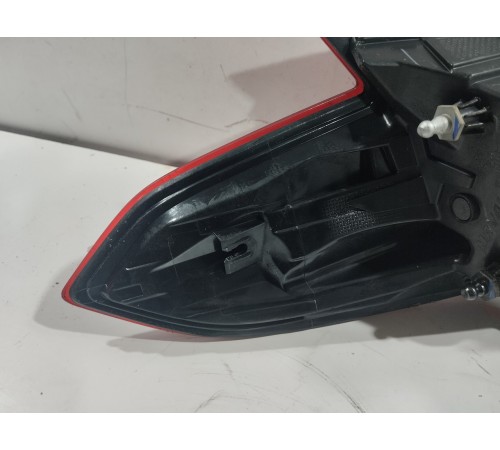 Фонарь (задний левый)