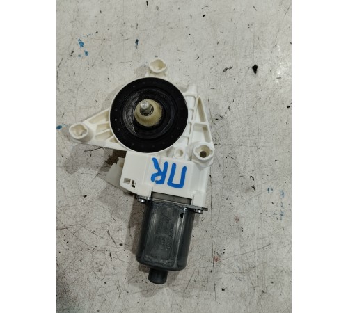 Моторчик стеклоподъемника (передний, правый)