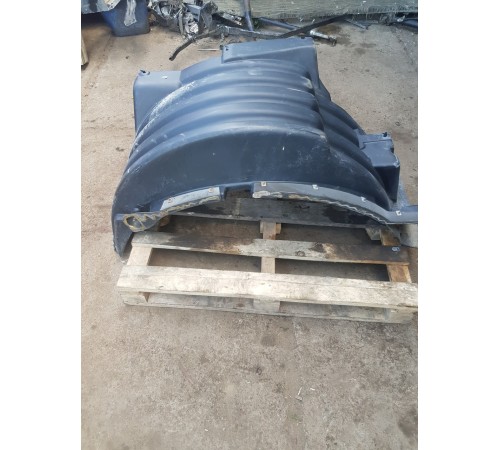 Крыло переднее левое