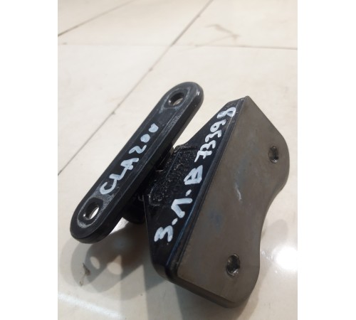 Петля двери (задняя, левая, верхняя)