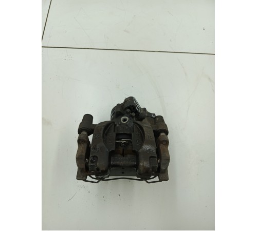 Суппорт задний левый