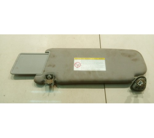 Козырек солнцезащитный (правый)