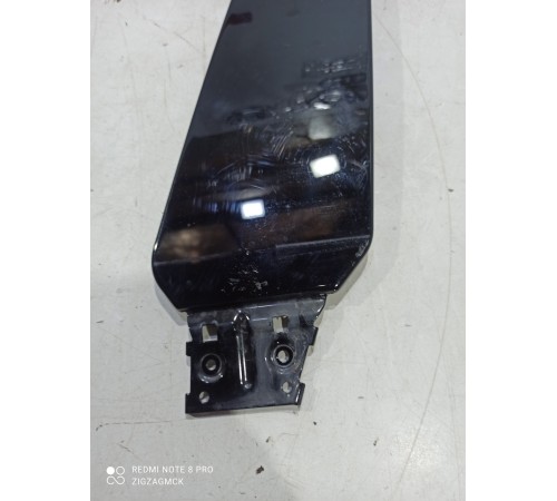 Накладка двери (передняя левая)