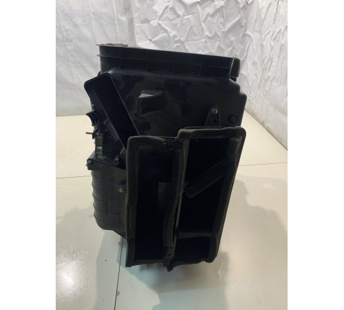 Корпус отопителя (левый)