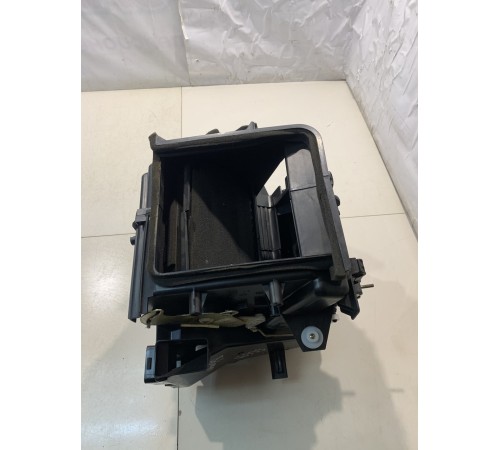 Корпус отопителя (левый)