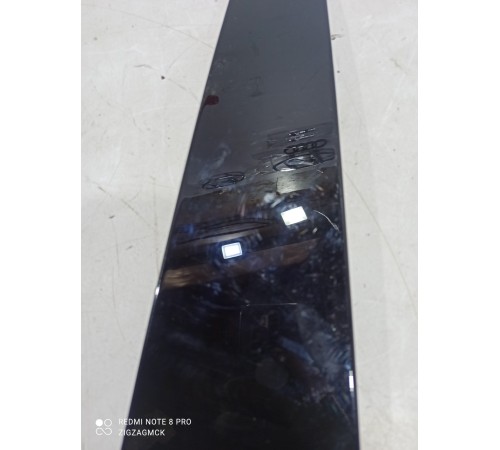 Накладка двери (передняя левая)