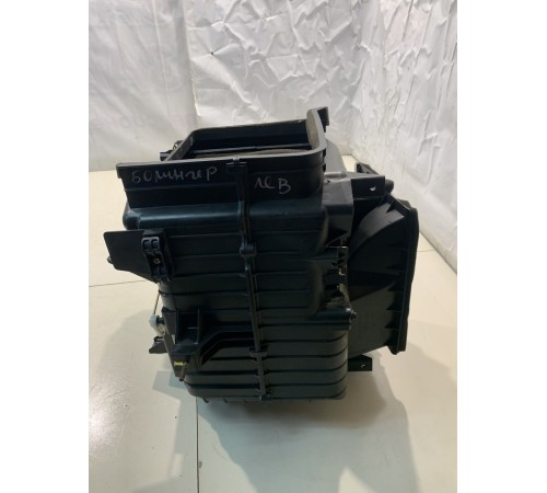 Корпус отопителя (левый)