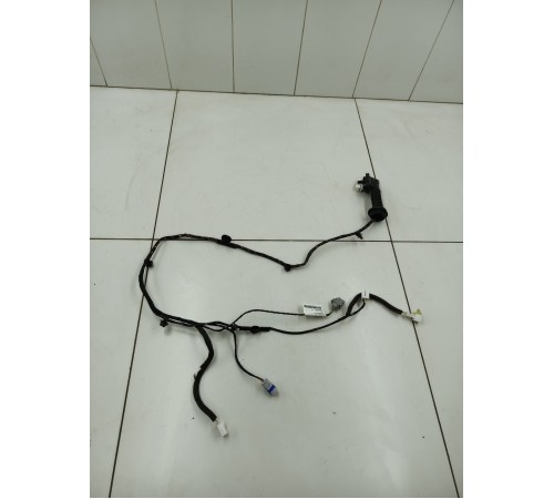 Электропроводка двери задняя левая