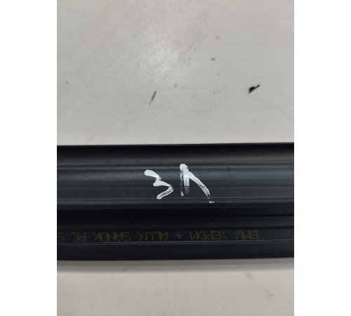 Уплотнитель стекла (задний левый внутренний)