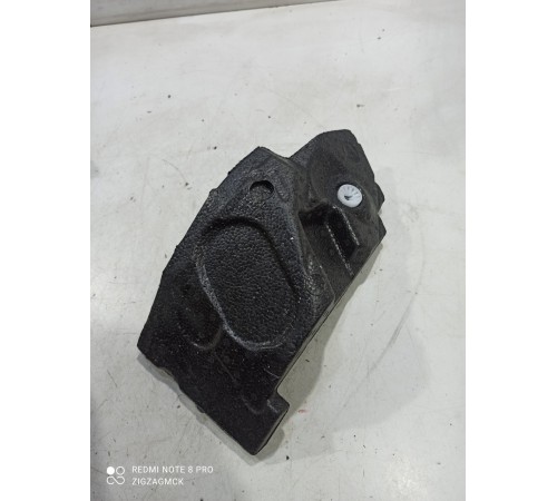 Пенопласт под накладку ноги водителя