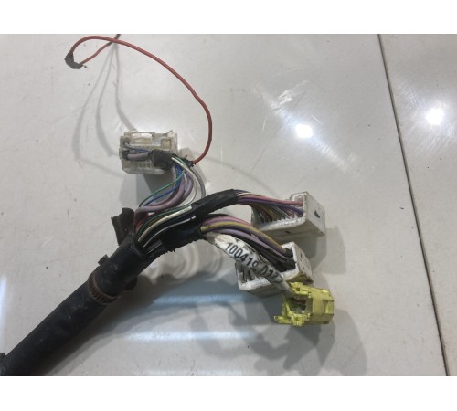 Электропроводка двери (передняя, левая)