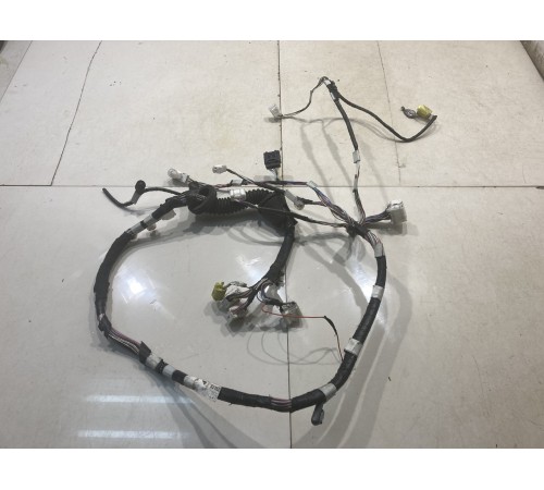 Электропроводка двери (передняя, левая)