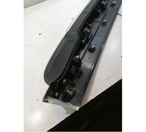 Спойлер крышки багажника