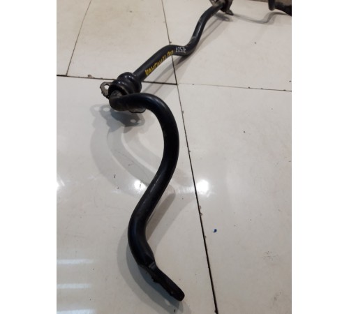 Стабилизатор передний