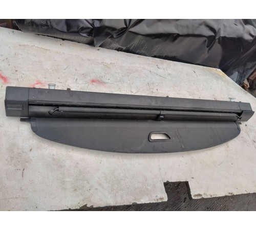 Шторка багажника