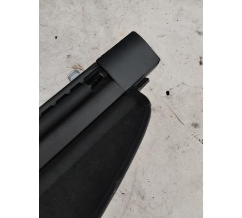 Шторка багажника