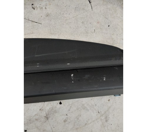 Шторка багажника