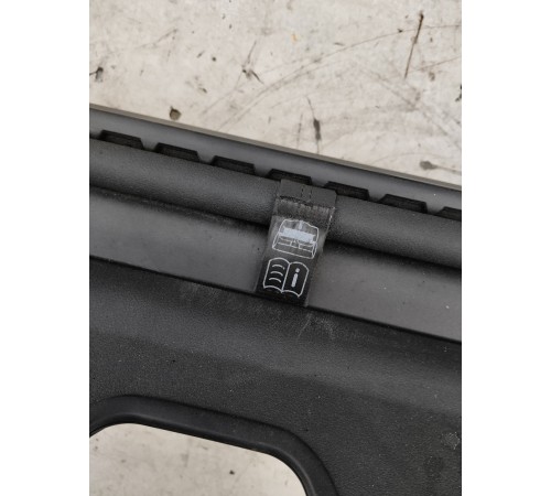 Шторка багажника