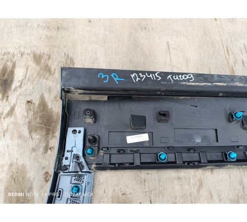 Накладка двери задняя правая