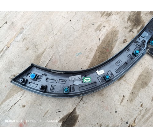 Накладка двери задняя правая