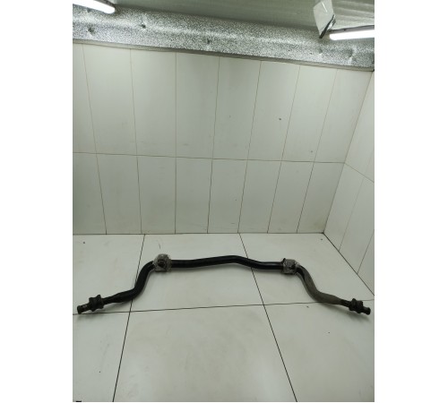 Стабилизатор передний