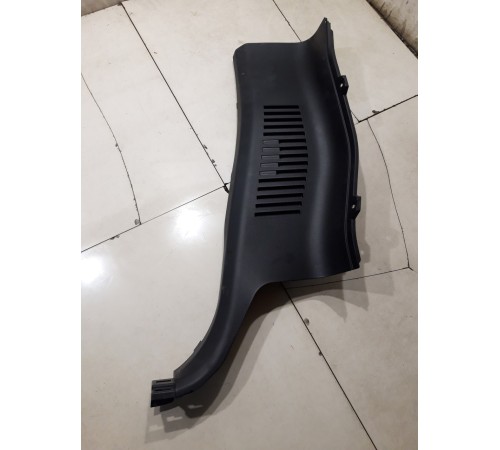 Накладка (пластик) салона задняя правая