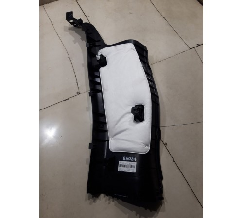 Накладка (пластик) салона задняя правая