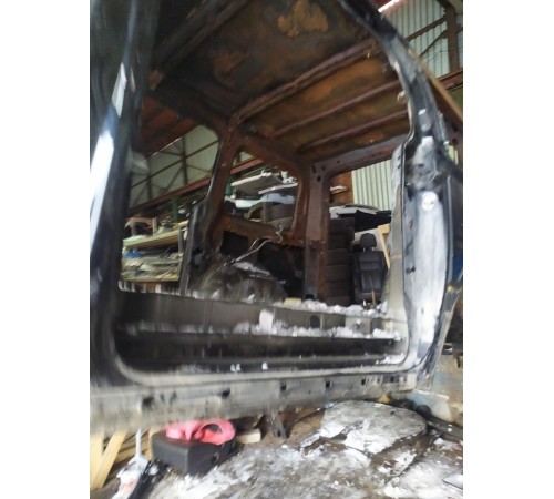 Порог со стойкой(левый)