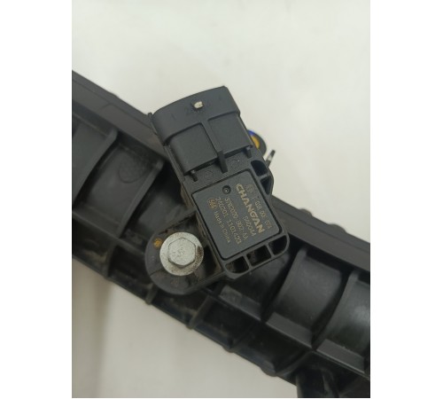 Впускной коллектор