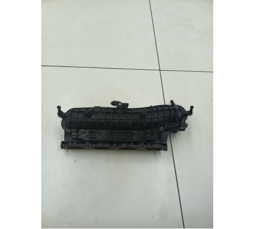 Впускной коллектор