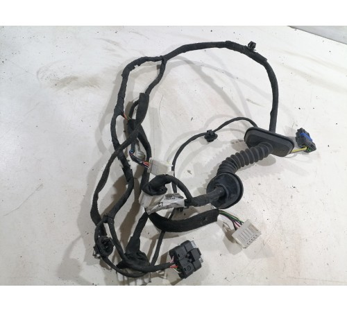 Проводка двери передней правой