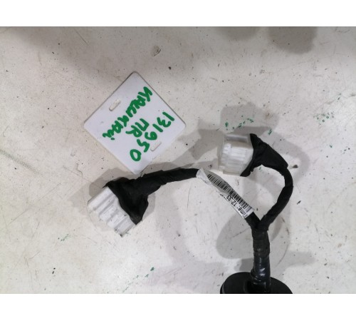 Проводка двери передней правой