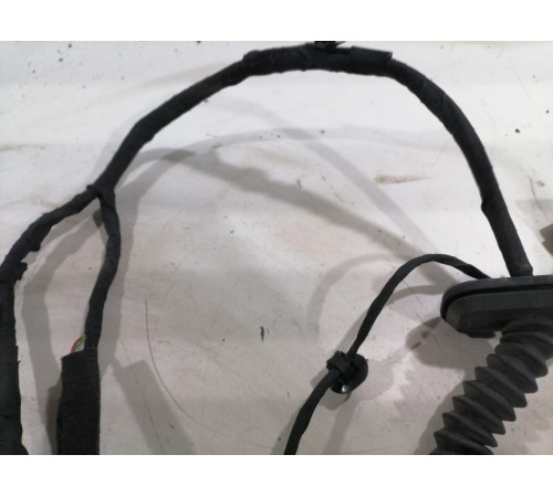 Проводка двери передней правой