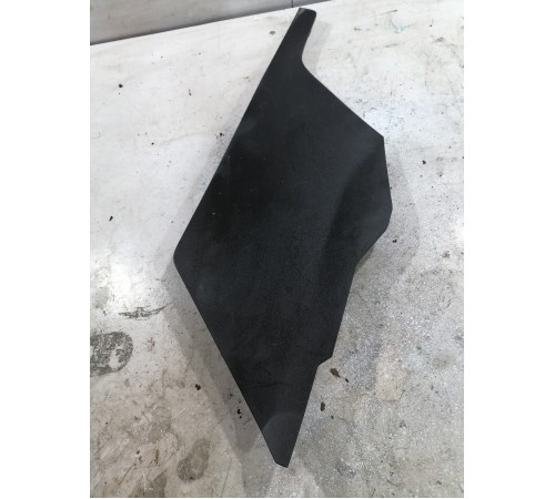 Накладка центральной консоли правая