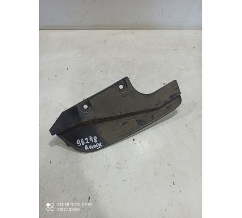 Брызговик (задний левый)