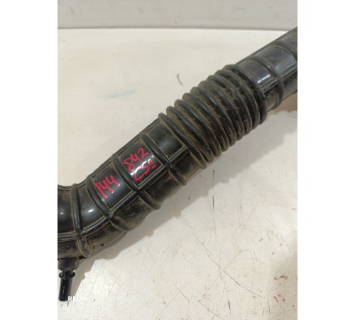 Патрубок воздушный фильтра