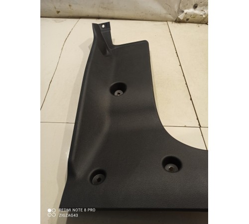 Накладка багажника(левая)