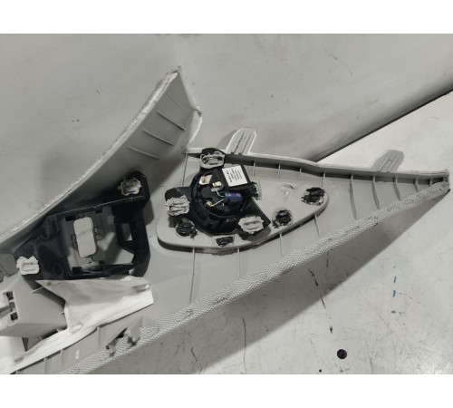 Обшивка стойки лобового стекла левая