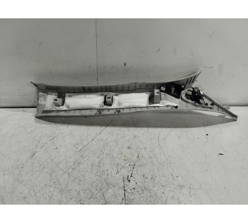 Обшивка стойки лобового стекла левая