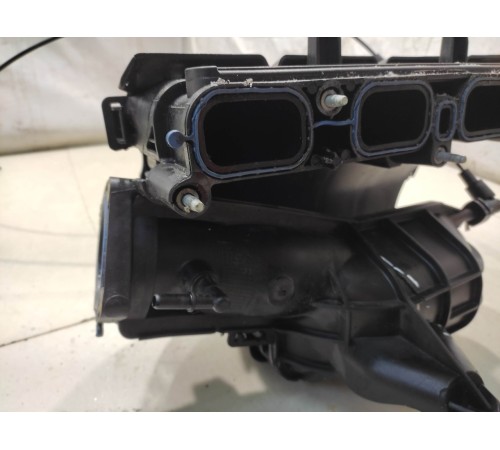 Впускной коллектор