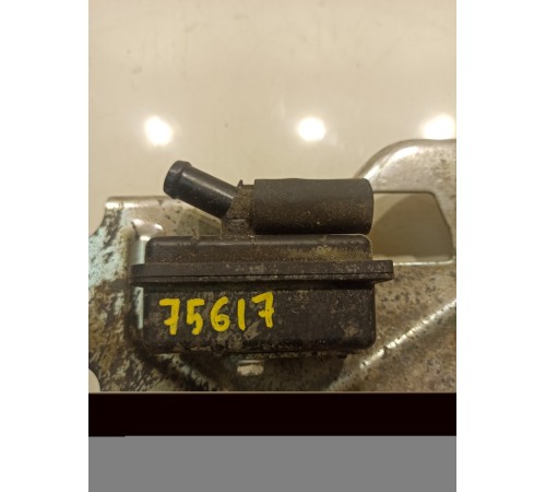 Клапан вентиляции топливного бака