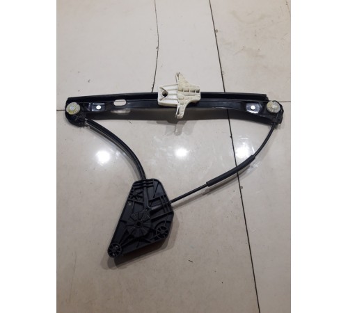 Стеклоподъемник (задний левый)