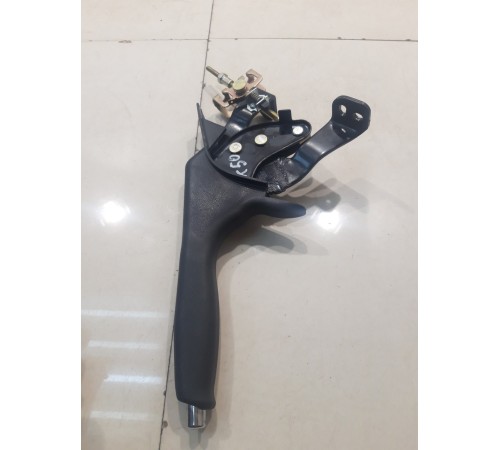 Рычаг стояночного тормоза