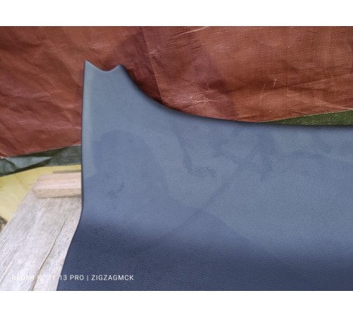 Обшивка крышки багажника