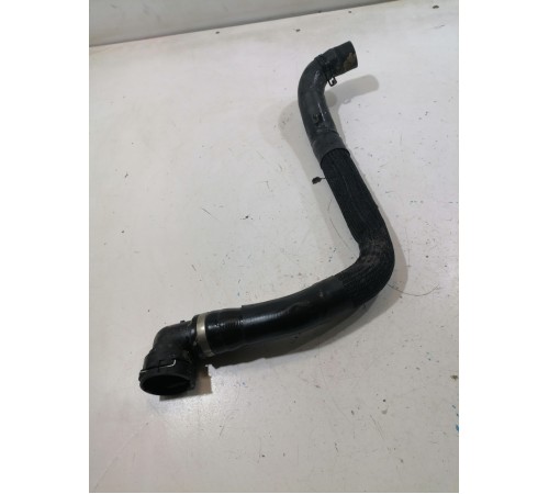 Патрубок радиатора