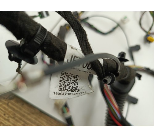 Проводка двери багажника