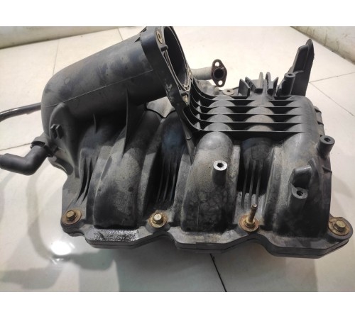 Впускной коллектор