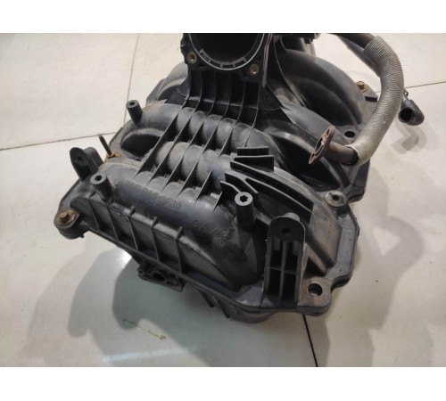 Впускной коллектор