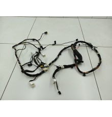 Проводка двери багажника